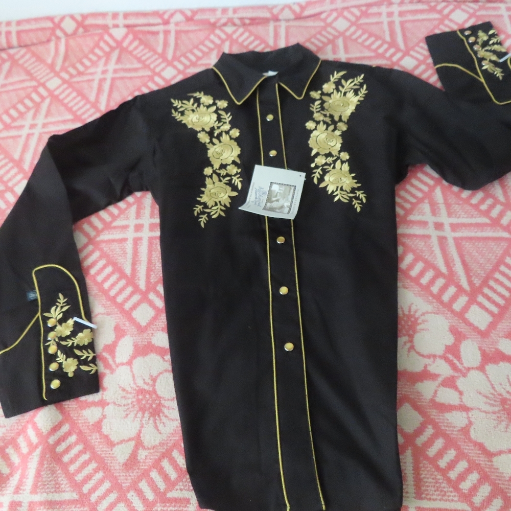 Rockmount RanchWear  Womens Vintage Cascading Floral Embroidery Black Western